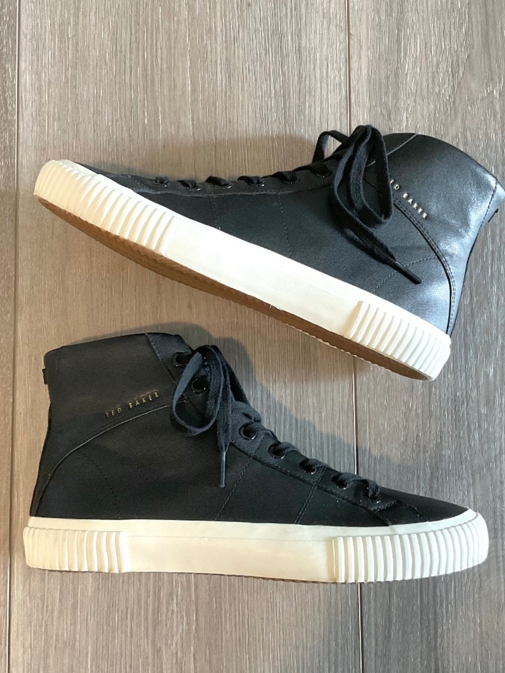 TED BAKER Kimyil High Top Sneaker in Black Leather Sz EU 40.5 (US) 10 LIKE NEW